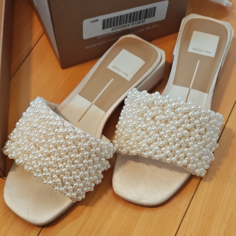 Dolce Vita Pearl Embellished Sandals - Off-white